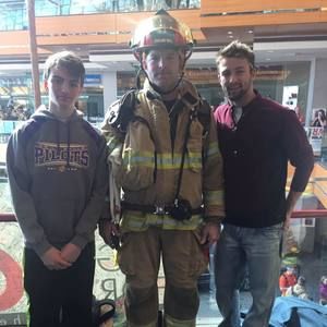 Meet your Posher, Christopher